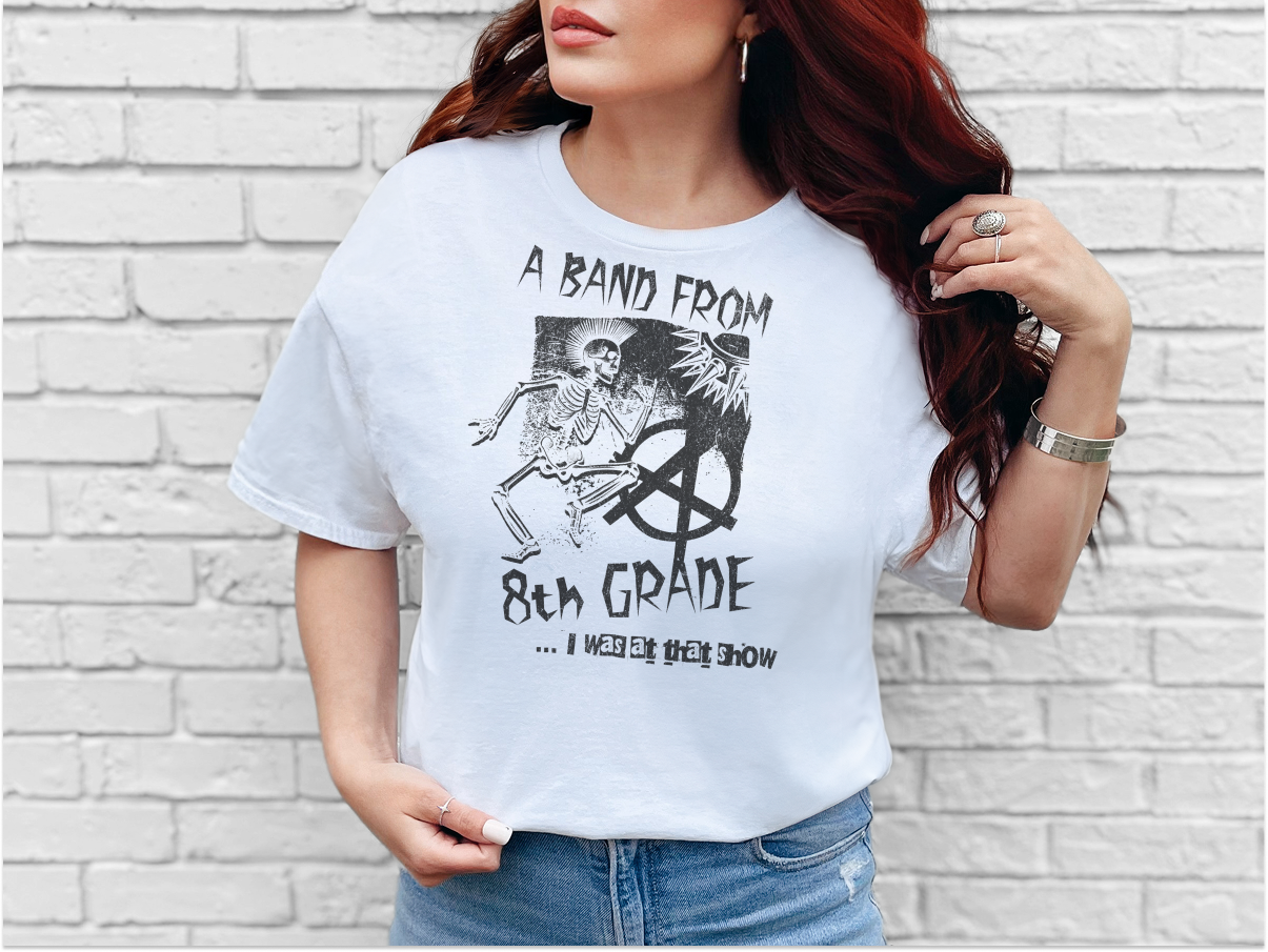 Group-Woman-White-WallBandFrom8th.png