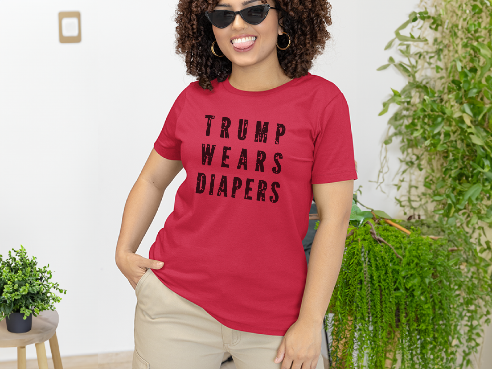 Group 285TrumpWearsDiapers.png