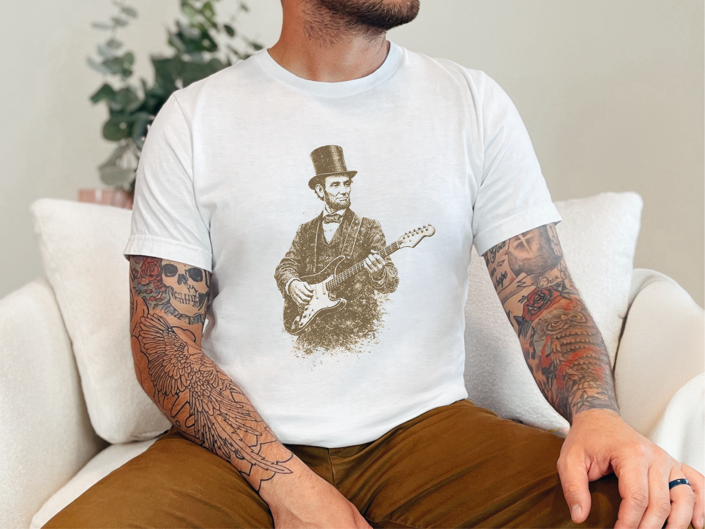 Mockup_01_Abe Lincoln Rockin Guitar Vintage.png