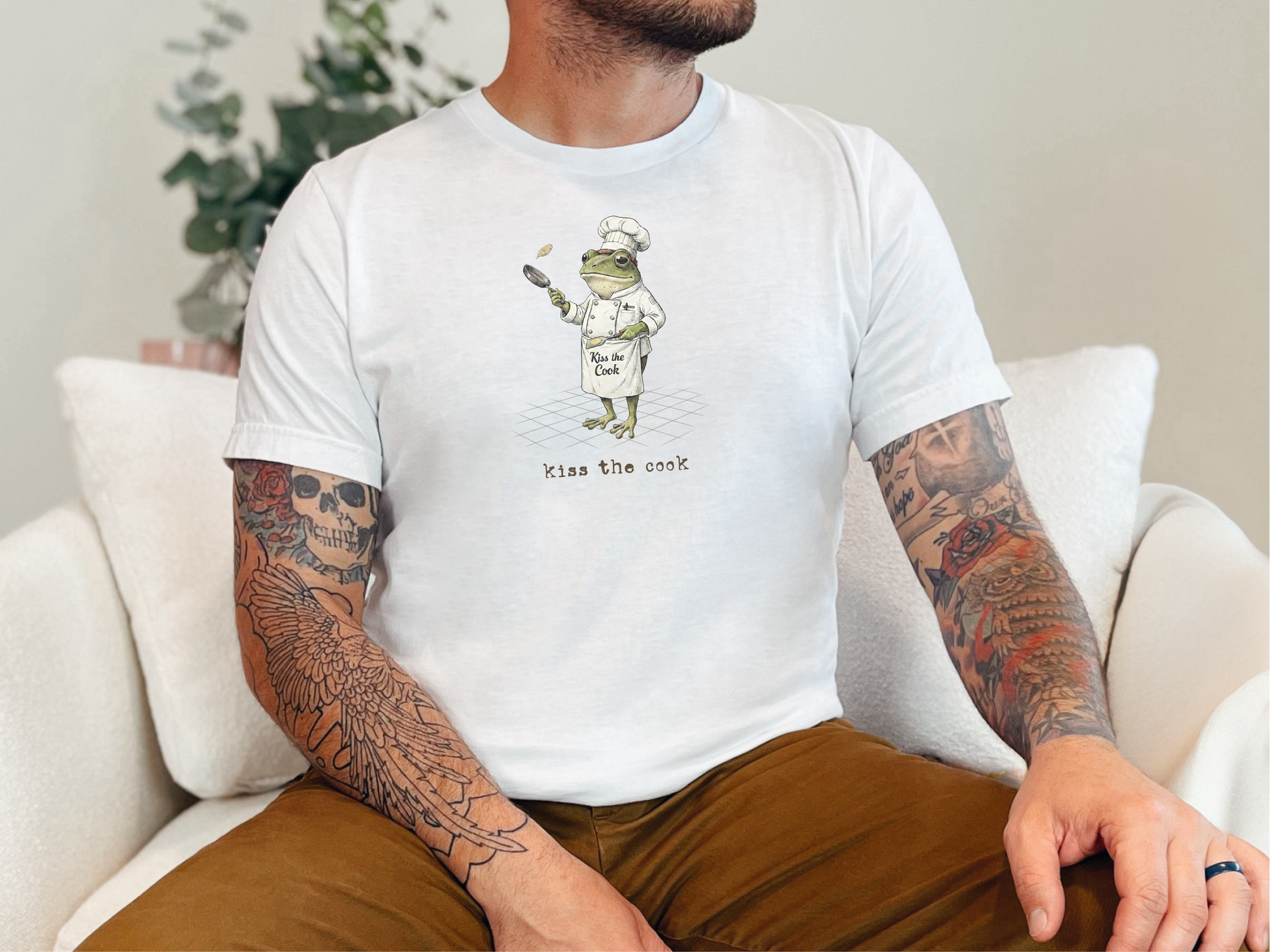 Mockup_01_Kiss The Cook Frog Chef.png