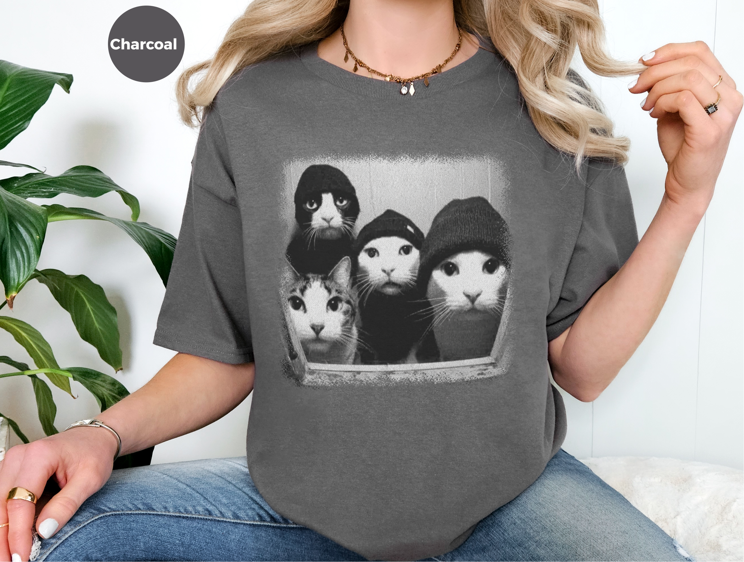 Mockup_05_Cat Gang In Window.png