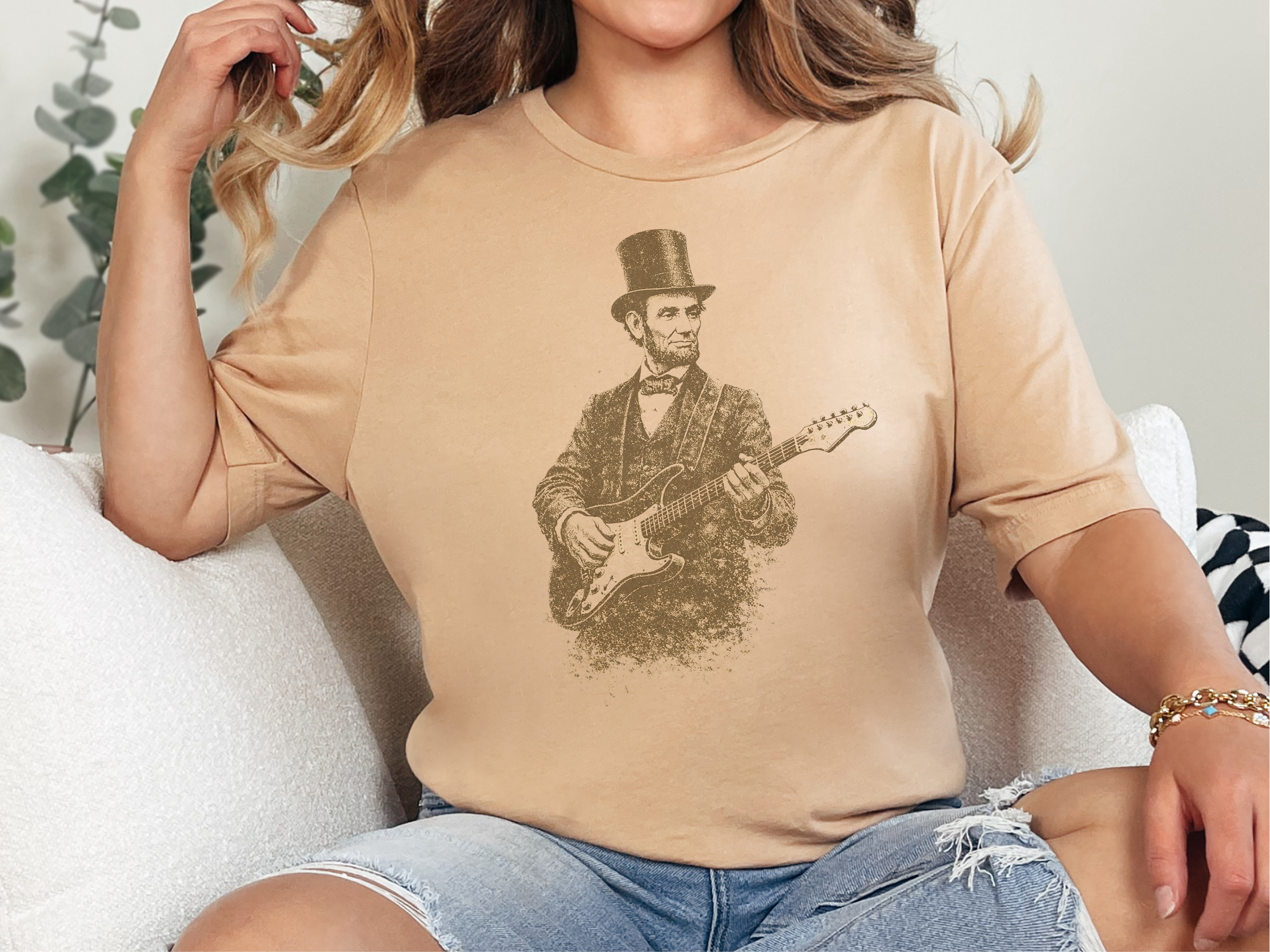 Mockup_07_Abe Lincoln Rockin Guitar Vintage.png